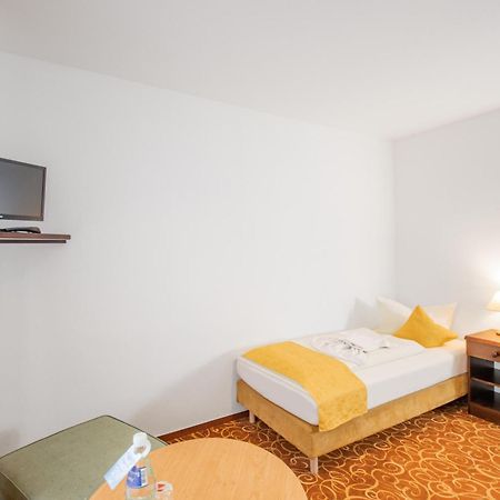 Hotel Garni Zwickau-Mosel Mülsen Oda fotoğraf